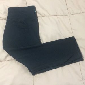 Size large black mid rise Legging